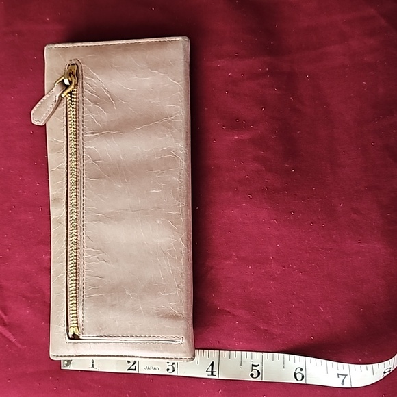 Prada - Picture 11 of 11